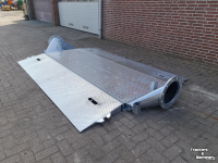 Beregnungsbrücke / Mobile Wasserbrücke AGM Leidingdrempel / road ramp