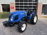 Obsttraktor New Holland Boomer 45