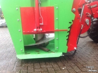 Selbstladender Futterverteilgeräte VDW Vliek VDW bak