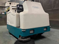 Kehr- und Kehrsaugmaschinen Tennant 6200