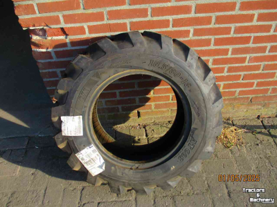 Räder, Reifen, Felgen & Distanzringe BKT 10.5/80-18 AT