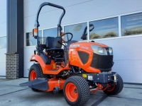 Gartentraktoren Kubota BX231 compact traktor met maaier