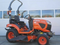 Gartentraktoren Kubota BX231 compact traktor met maaier