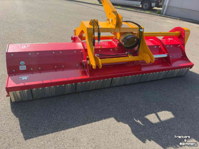 Schlegelmulchgeräte INO Dominator 310