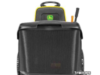 Aufsitzrasenmäher John Deere X117R