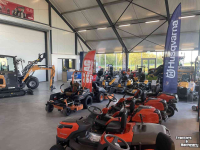 Aufsitzrasenmäher Husqvarna Rider zitmaaiers robot en Loopmaaiers