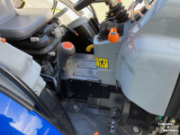 Obsttraktor New Holland T3.60F  KRUIP ROPS