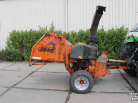Holzschredder JBM 831ZX houtversnipperaar op wielstel takkenhakselaar