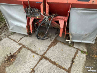 Düngerstreuer Kuhn AXERA-H 1101