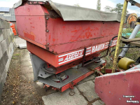 Düngerstreuer Kuhn AXERA-H 1101