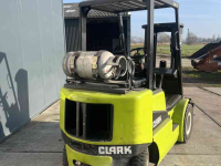 Gabelstapler Clark CGP 25