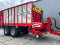 Lade- und Dosierwagen Pottinger Jumbo 6000L Combiline. Gedwongen gestuurd