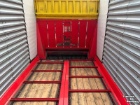 Lade- und Dosierwagen Pottinger Jumbo 6000L Combiline. Gedwongen gestuurd