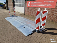 Beregnungsbrücke / Mobile Wasserbrücke AGM Leidingdrempel / road ramp
