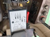Mähausleger mit Schlegelmäher Kuhn Agrilonger T 4734 M