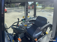 Obsttraktor New Holland Boomer 55 Cab