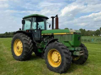 Schlepper / Traktor John Deere 4755 / 4955