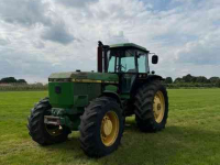 Schlepper / Traktor John Deere 4755 / 4955