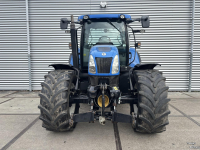 Schlepper / Traktor New Holland T6050
