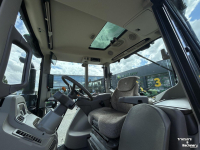 Schlepper / Traktor John Deere 6M 125