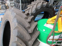 Räder, Reifen, Felgen & Distanzringe BKT 540/65-28 en 650/65-38  banden set