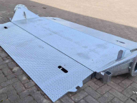 Sonstige Baumaschinen, Erdbewegungsmaschinen und Zubehör  Leidingdrempel / road ramp