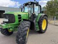 Schlepper / Traktor John Deere 6830