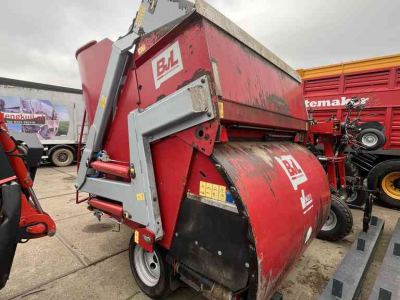 Futtermischwagen Vertikal BVL V-MIX FILL PLUS 13-1S LS