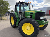 Schlepper / Traktor John Deere 6830