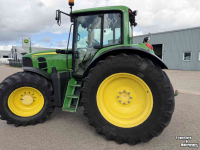 Schlepper / Traktor John Deere 6830