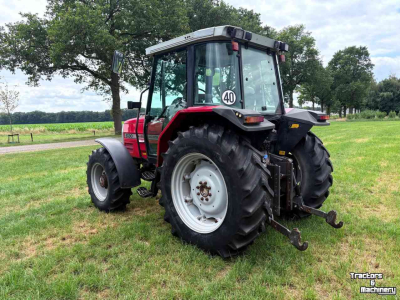 Schlepper / Traktor Massey Ferguson 6130 Dyna-Shift