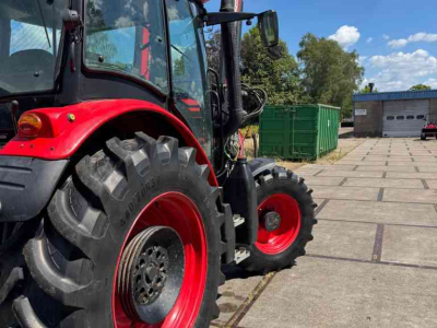 Schlepper / Traktor Zetor Proxima HS 120 Zetor systems voorlader