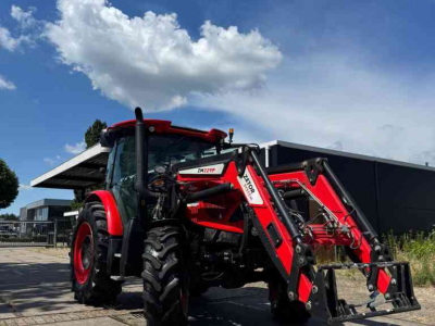 Schlepper / Traktor Zetor Proxima HS 120 Zetor systems voorlader