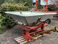 Düngerstreuer Kuhn Comete ZS 600 N