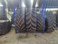 Räder, Reifen, Felgen & Distanzringe Vredestein 710/70R38 + 600/65R28 Traxion XXL