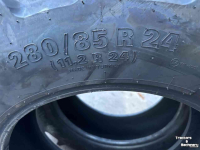 Räder, Reifen, Felgen & Distanzringe  280/85R24 (11.2R24)