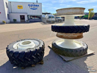 Räder, Reifen, Felgen & Distanzringe BKT 320/85R36 + 300/95R52