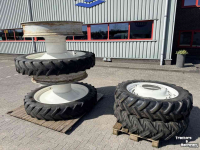 Räder, Reifen, Felgen & Distanzringe BKT 320/85R36 + 300/95R52