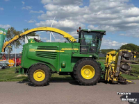 Feldhäcksler John Deere 7400 HAKSELAAR PRODRIVE