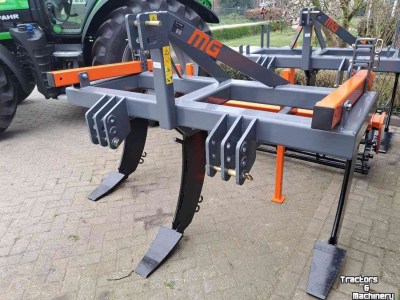 Tiefenlockerer Mandam MG 3 2000
