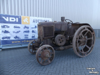 Schlepper / Traktor  HSCS R30-35