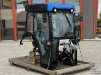 Gartentraktoren New Holland Complete T 4.xxx V Smalspoor Airco Elektra Stoel Lampen