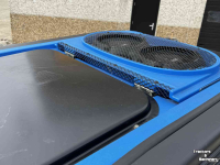 Gartentraktoren New Holland Complete T 4.xxx V Smalspoor Airco Elektra Stoel Lampen