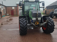 Schlepper / Traktor Fendt 211 VARIO