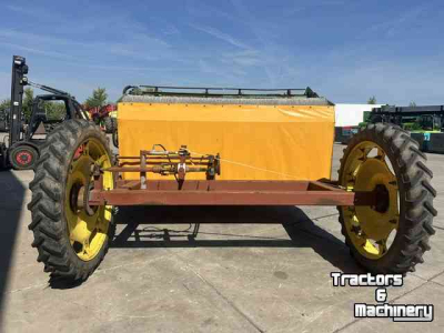 Stalldungstreuer  compost strooier