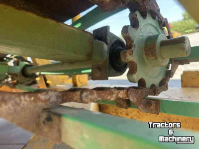 Stalldungstreuer  compost strooier
