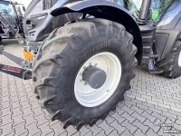 Schlepper / Traktor Valtra T174 Direct