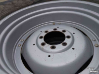 Räder, Reifen, Felgen & Distanzringe Case-IH Wielen met 650/65 R38 Goodyear banden