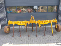 Grubber Rumptstad Cultivator