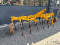 Grubber Rumptstad Cultivator